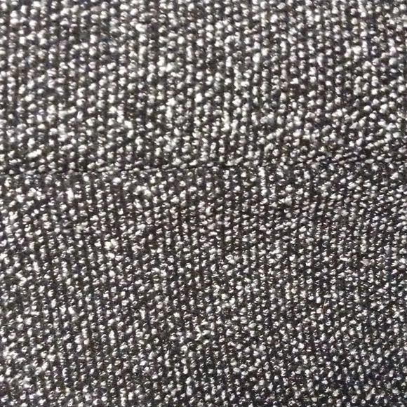 Lane Bryant Ladies top labeled 22 but runs small - 18 is more accurate - Picture 8 of 8